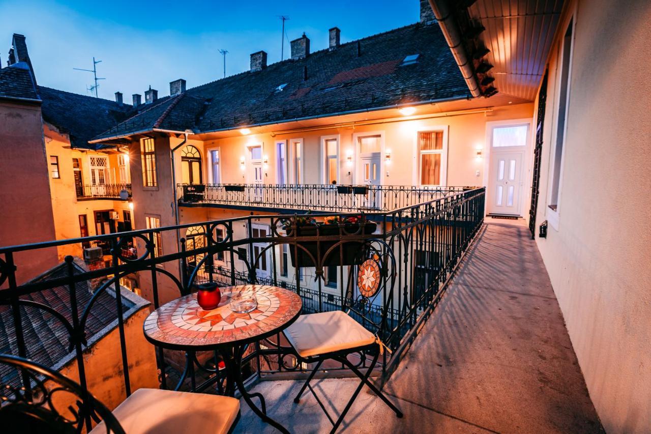 Luxury Smart Apartments Szeged Luaran gambar